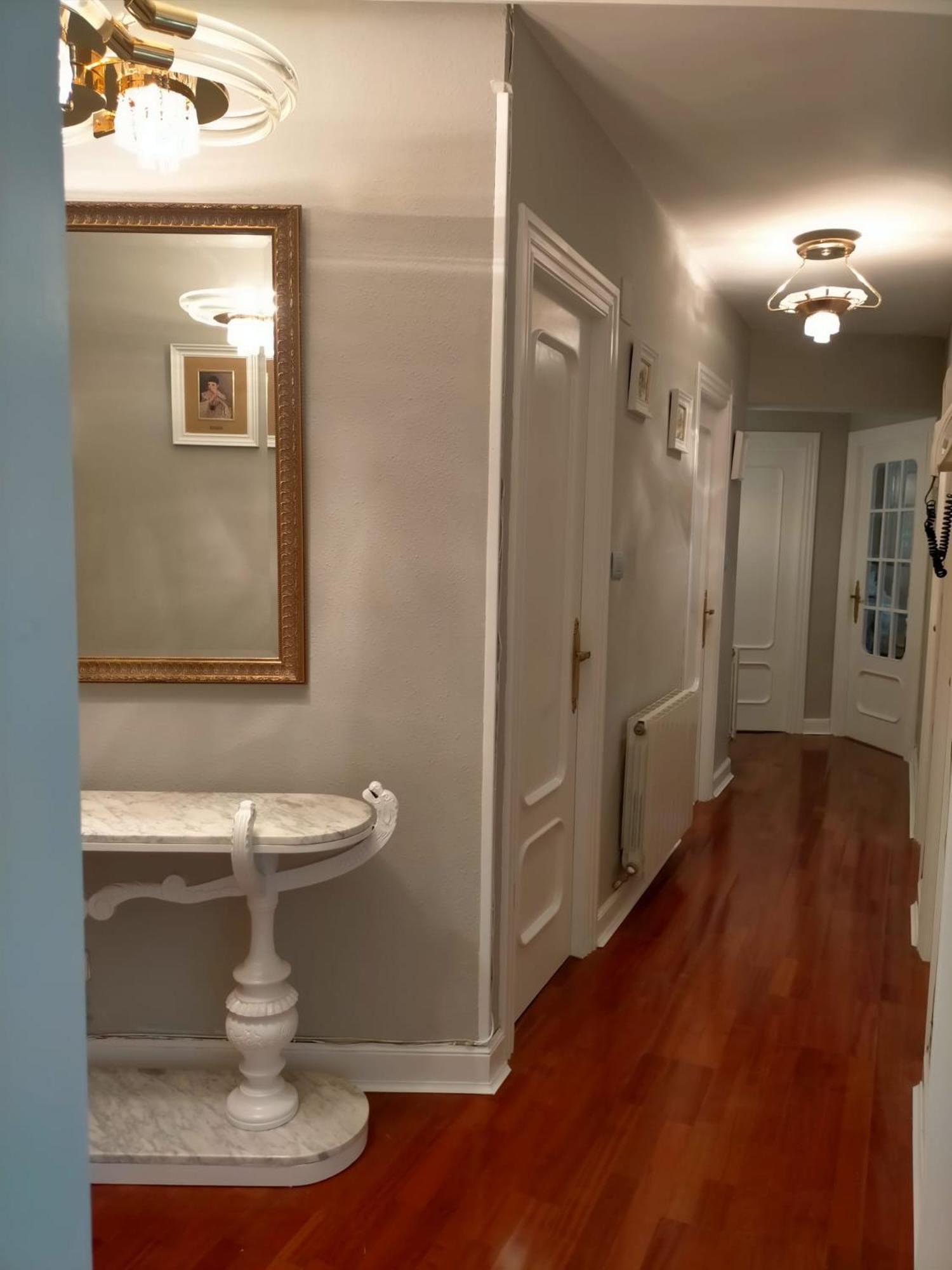 Apartamento Con Garaje Opcional Con 2 Banos Cerca Ayuntamiento Apartment Bilbao Luaran gambar